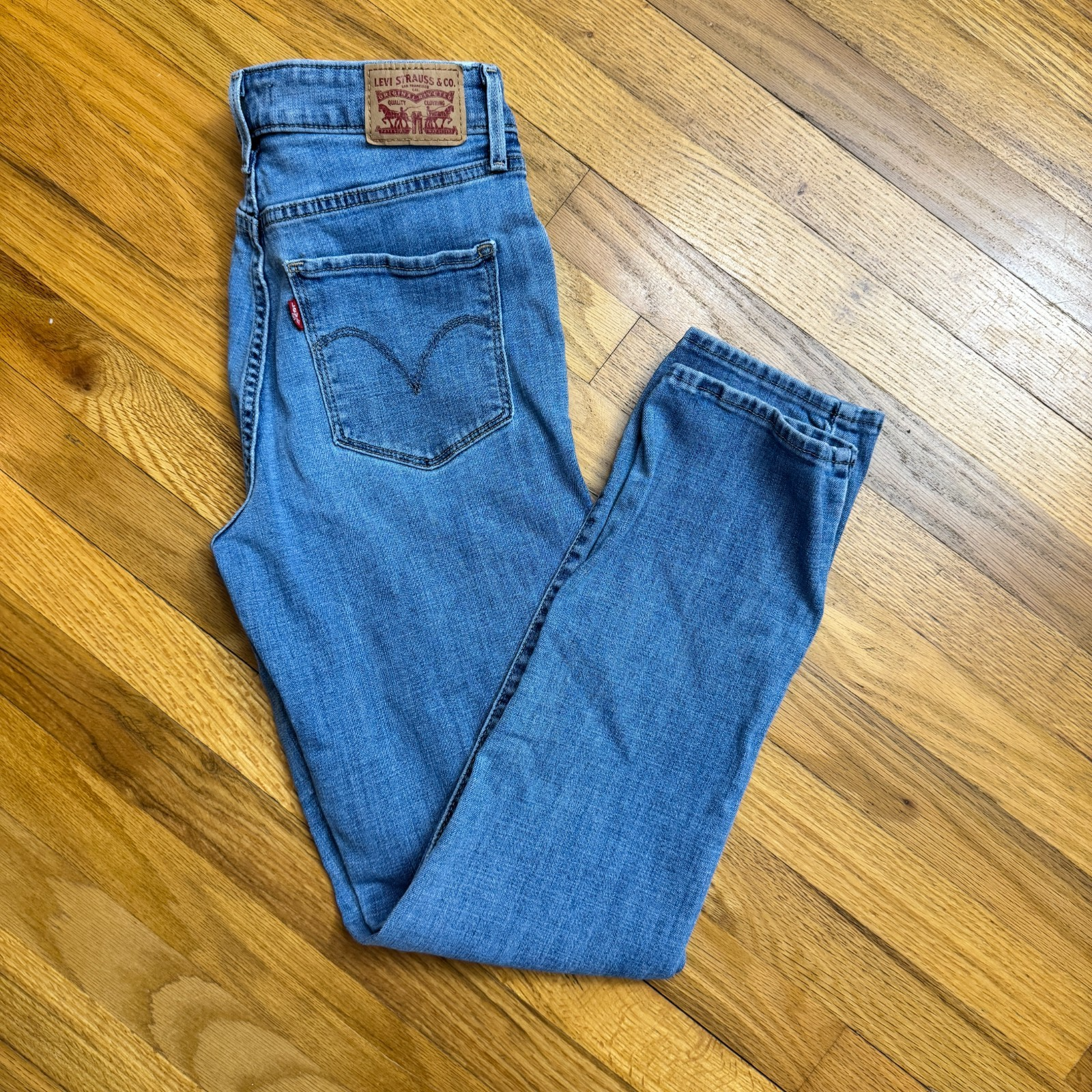 Levi's Mid Rise Skinny Size 8M 29x30 Blue Jeans Women's Casual — photo 1