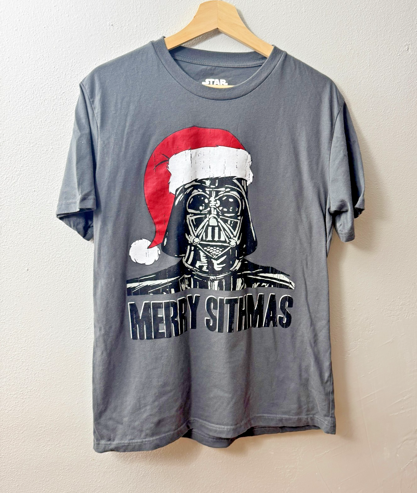 Star Wars T-Shirt Large Men's Christmas Holiday Darth Vader Mad Engine Dark Gray — photo 1