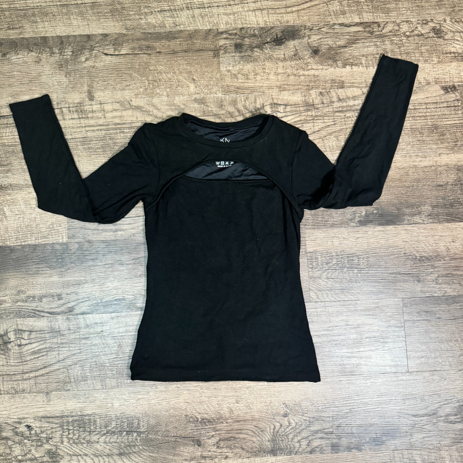 Klassy Network Long Sleeve Black Medium Women's Top Stretch No Pads Included — photo 1