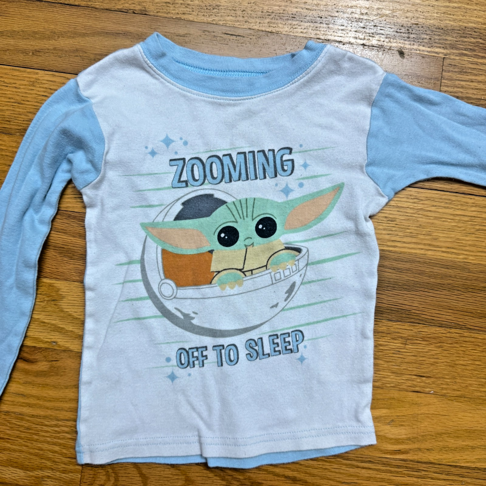 Star Wars Baby Yoda Boys Toddler Snug Fit Pajama Top  Size 5T Kids Baby Blue — photo 1