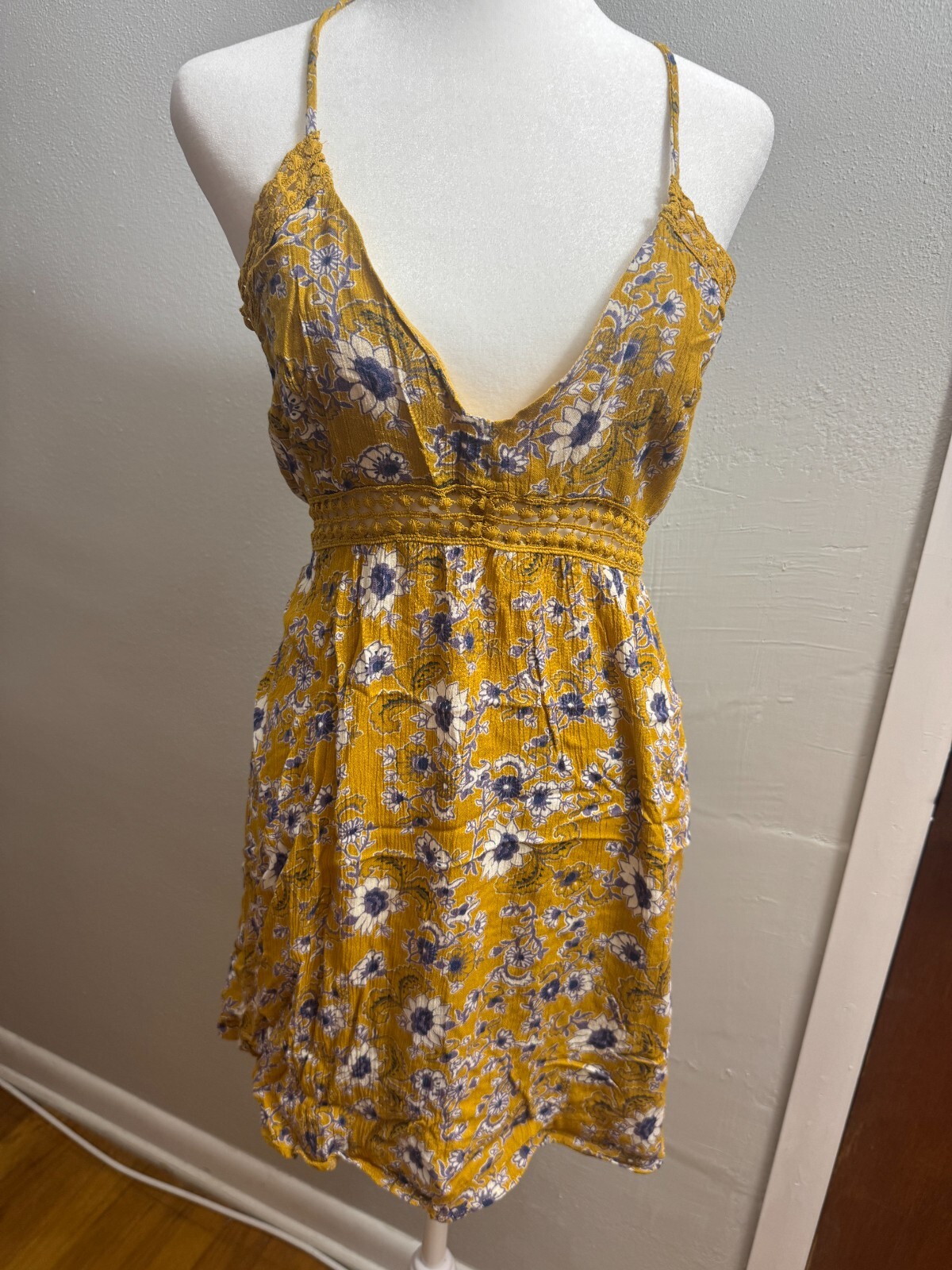Aakaa Women's Dress Large Sundress Yellow Flowy — photo 1
