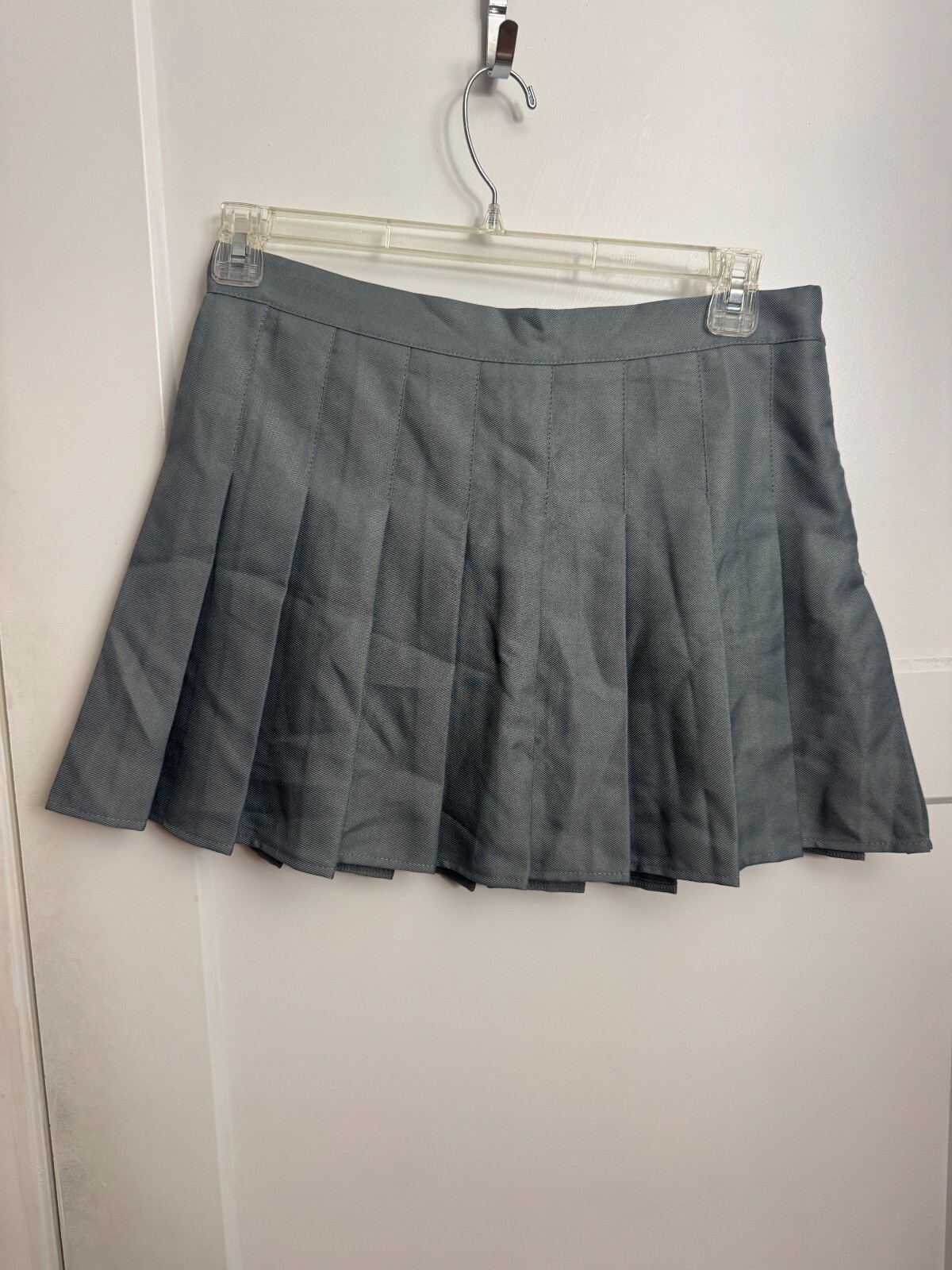 Pleated Schoolgirl Mini Skort - New Without Tags - Gray - Large - Zipper — photo 1