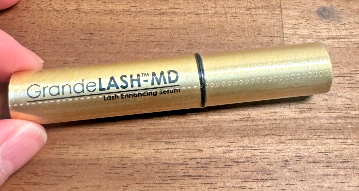 GRANDE COSMETICS Travel Size GrandeLASH-MD Lash Enhancing Serum (0.03 oz.) — photo 1