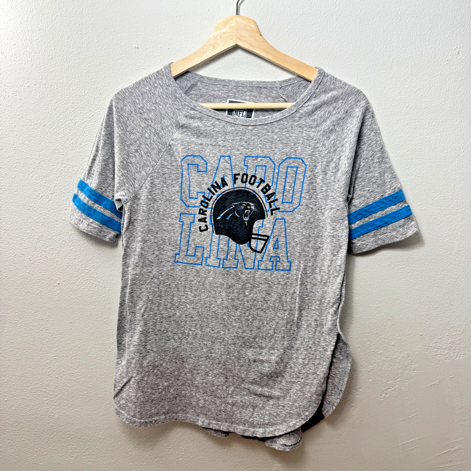 NFL Team Apparel Small Carolina Football Gray with Blue Stripes — photo 1