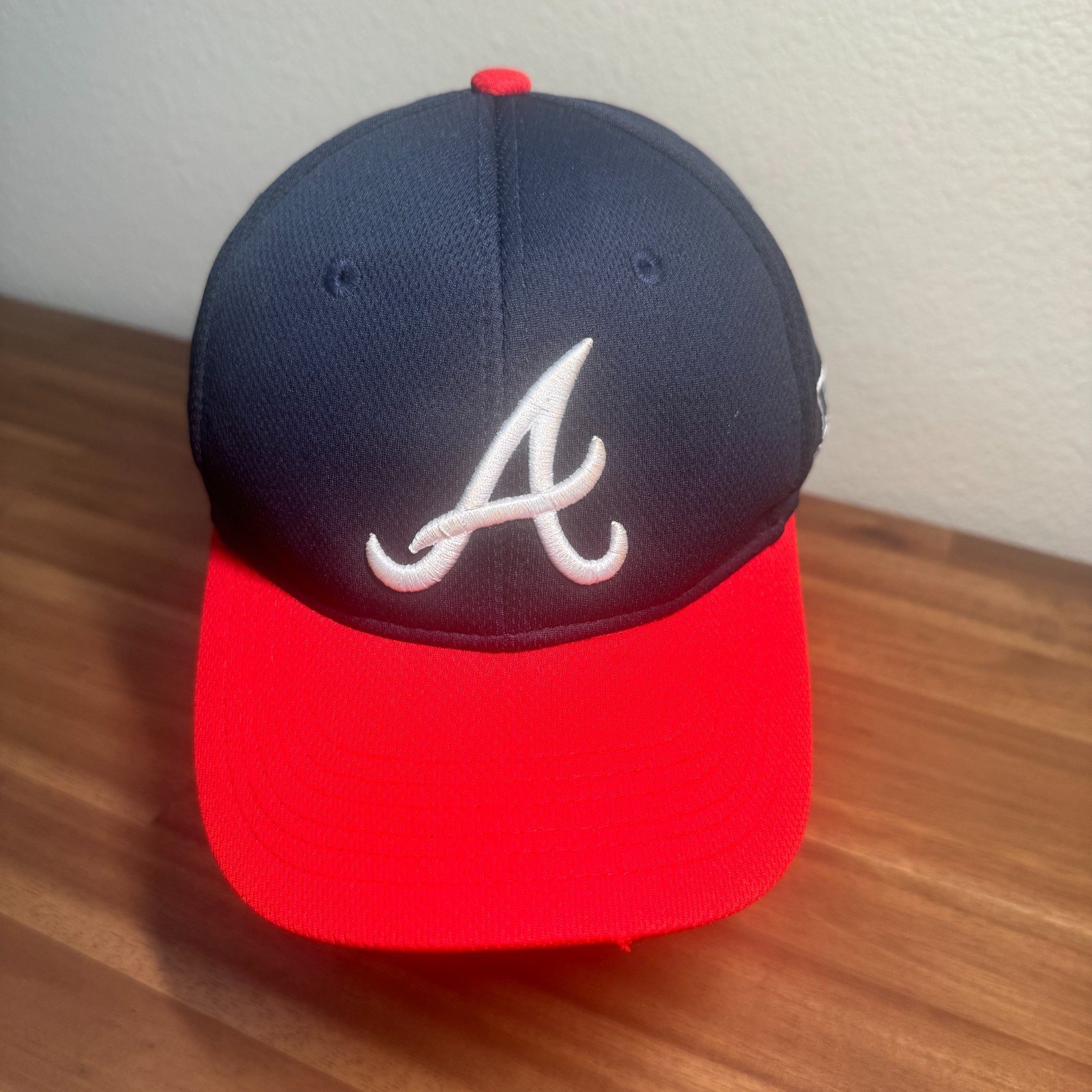 Atlanta Braves Team MLB  Men’s Fitted Cap Hat Casual Skate Surf Cool Blue Red — photo 1