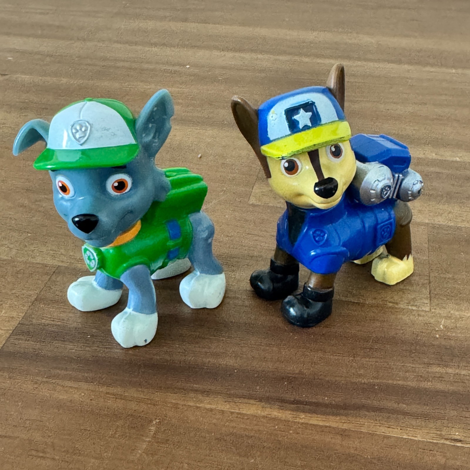 Lot of 2 Master Paw Patrol Mini Figures Toy Kids — photo 1