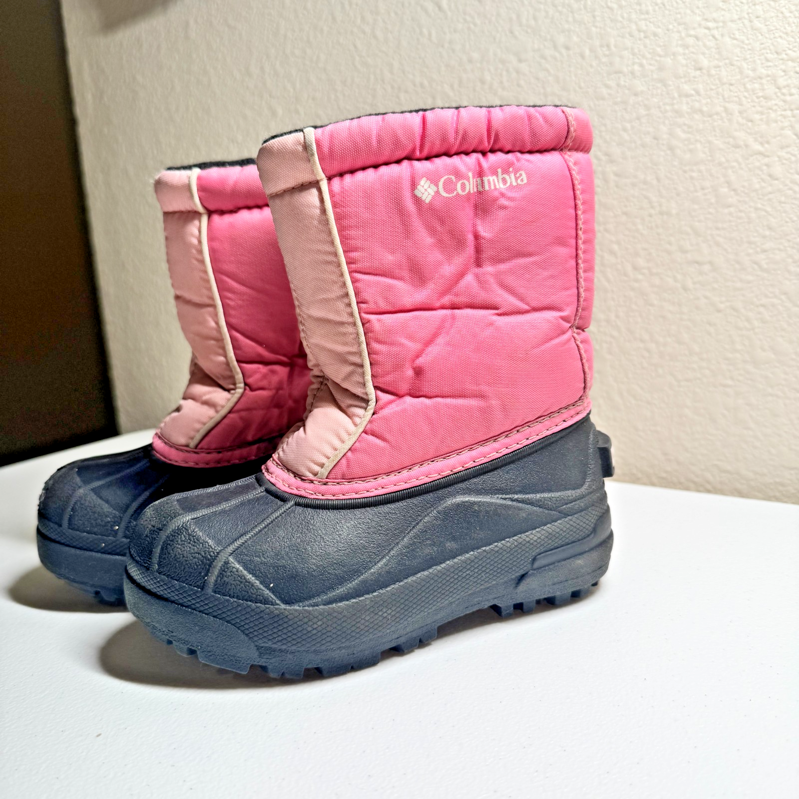 Columbia Frostbug Kids Pink Boots Girls Size 10 Snow Boots Cold Weather Shoes — photo 1