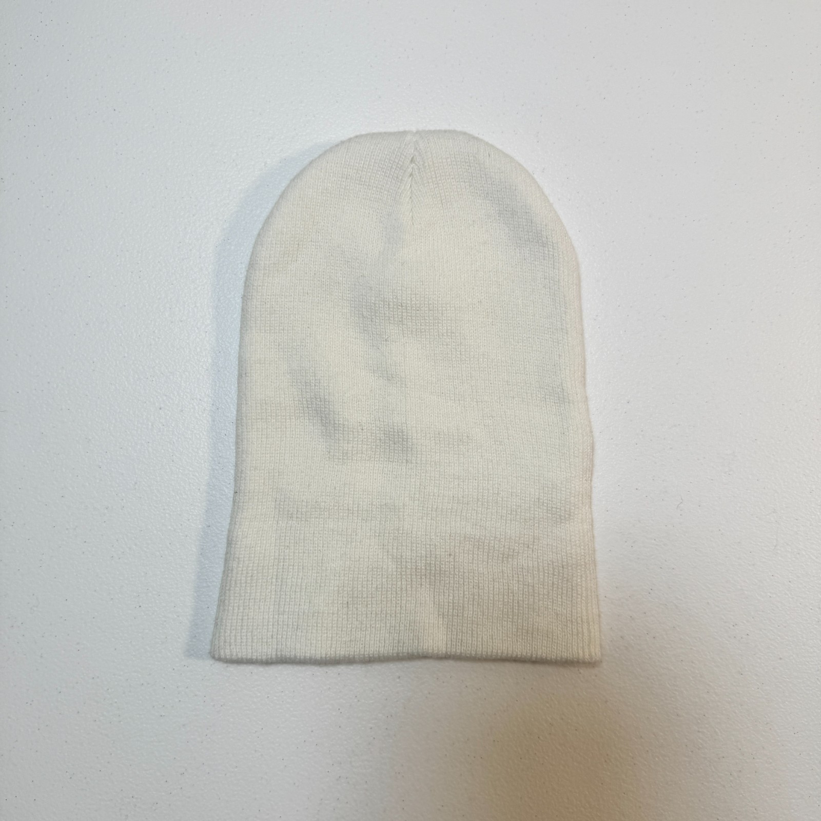 Beanie Women's White Stretchy Knit Cold Winter Ski — photo 1