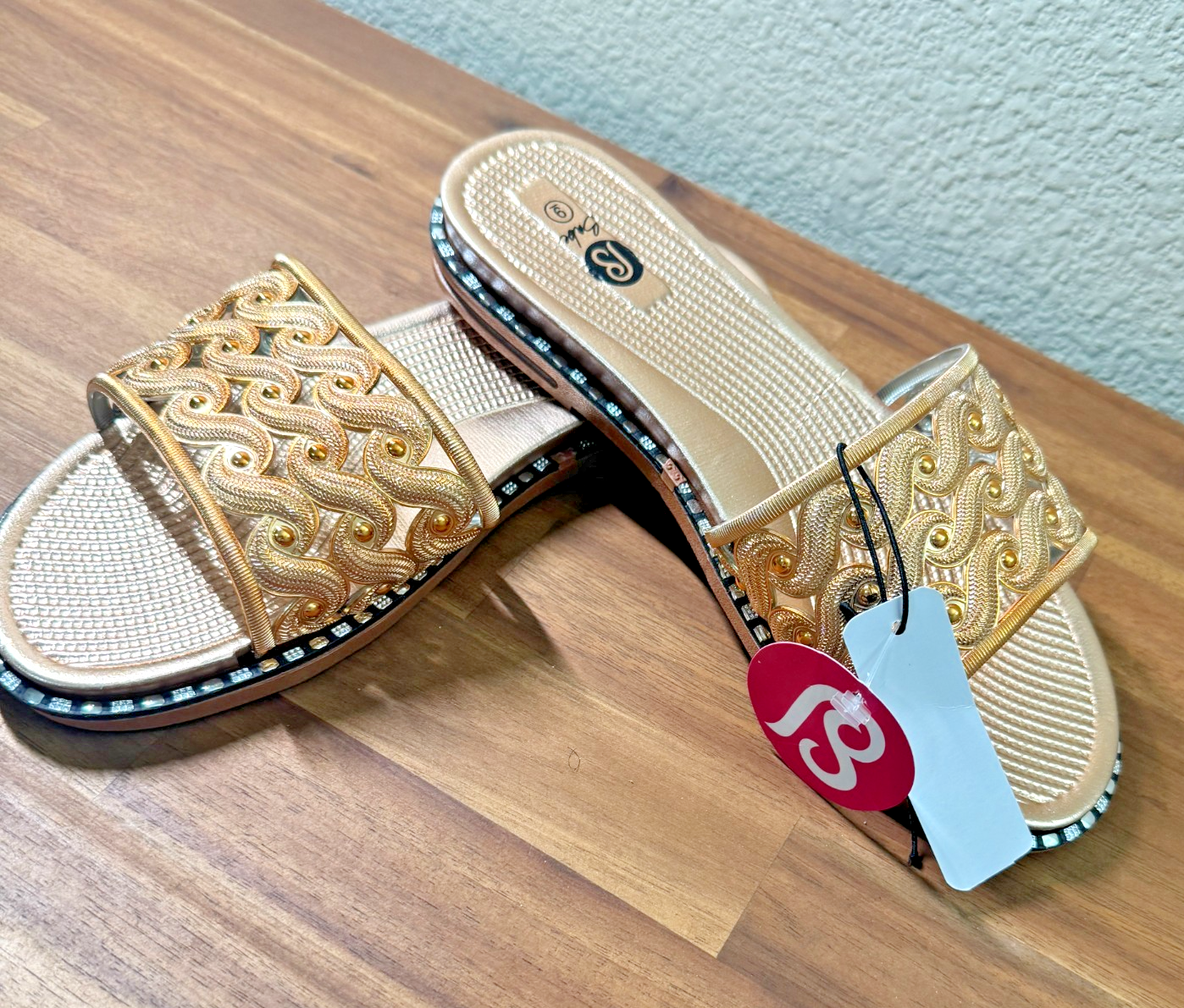 NWT BEBE Bling Slides Slip On Gold Size US 9 Women's Sandals Flat Shoes Young — photo 1