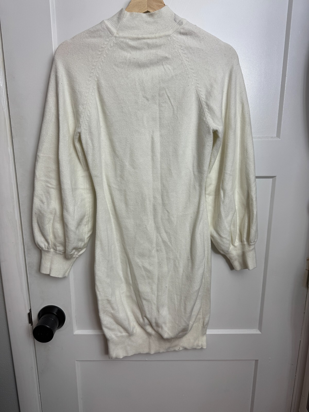 Winter Women's Ivory Long Sleeve Sweater Dress Size Medium Nylon Viscose — photo 1