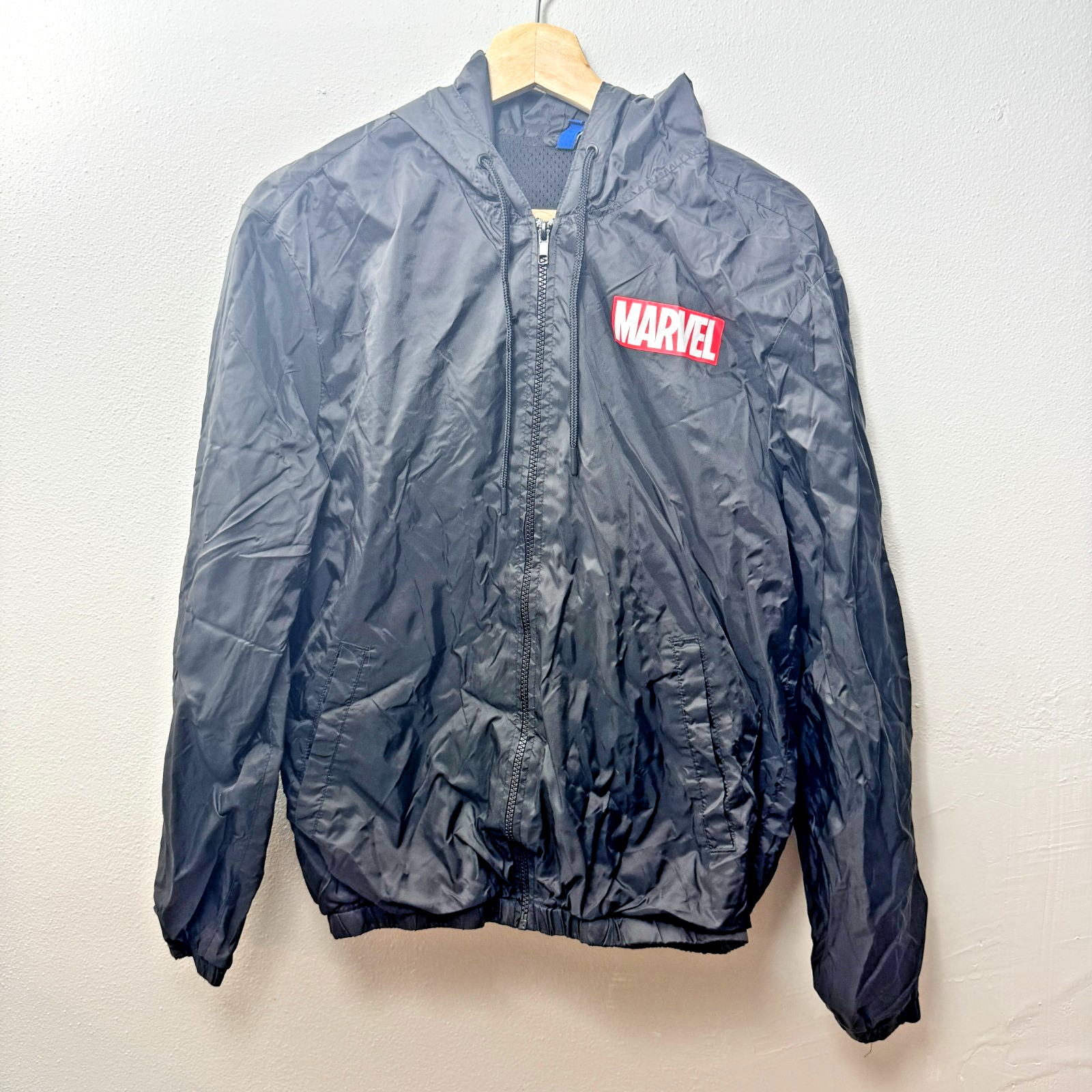 Marvel Divided H&M Windbreaker Men's Size Small Pre-owned Rain Coat Black — photo 1