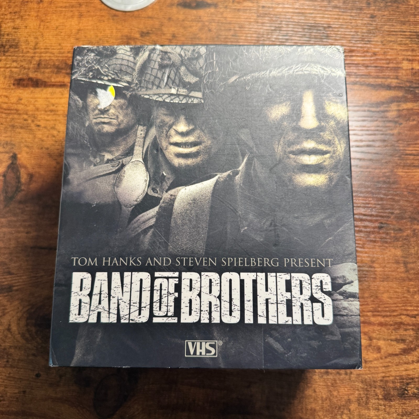 Vintage “BAND OF BROTHERS” VHS BOX SET (6 VCR Tapes)VERY NICE w/CASE Mini Series — photo 1