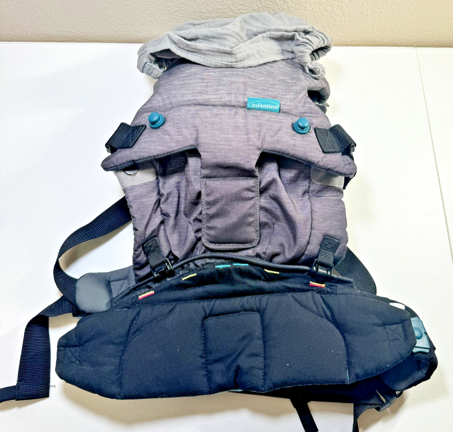 Infantino Go Forward Evolved Baby Carrier - Ergonomic face-in and Black, Grey — photo 1