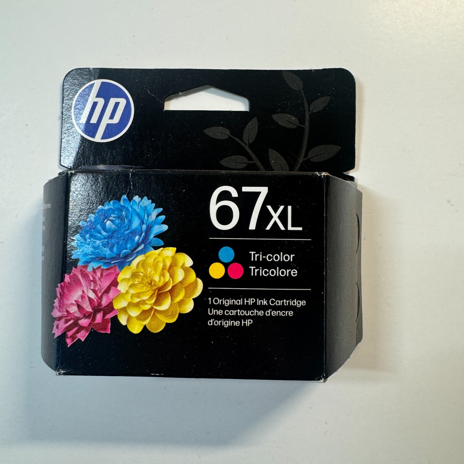 Genuine HP 67XL Tri-color Ink Cartridge Exp 2027 — photo 1