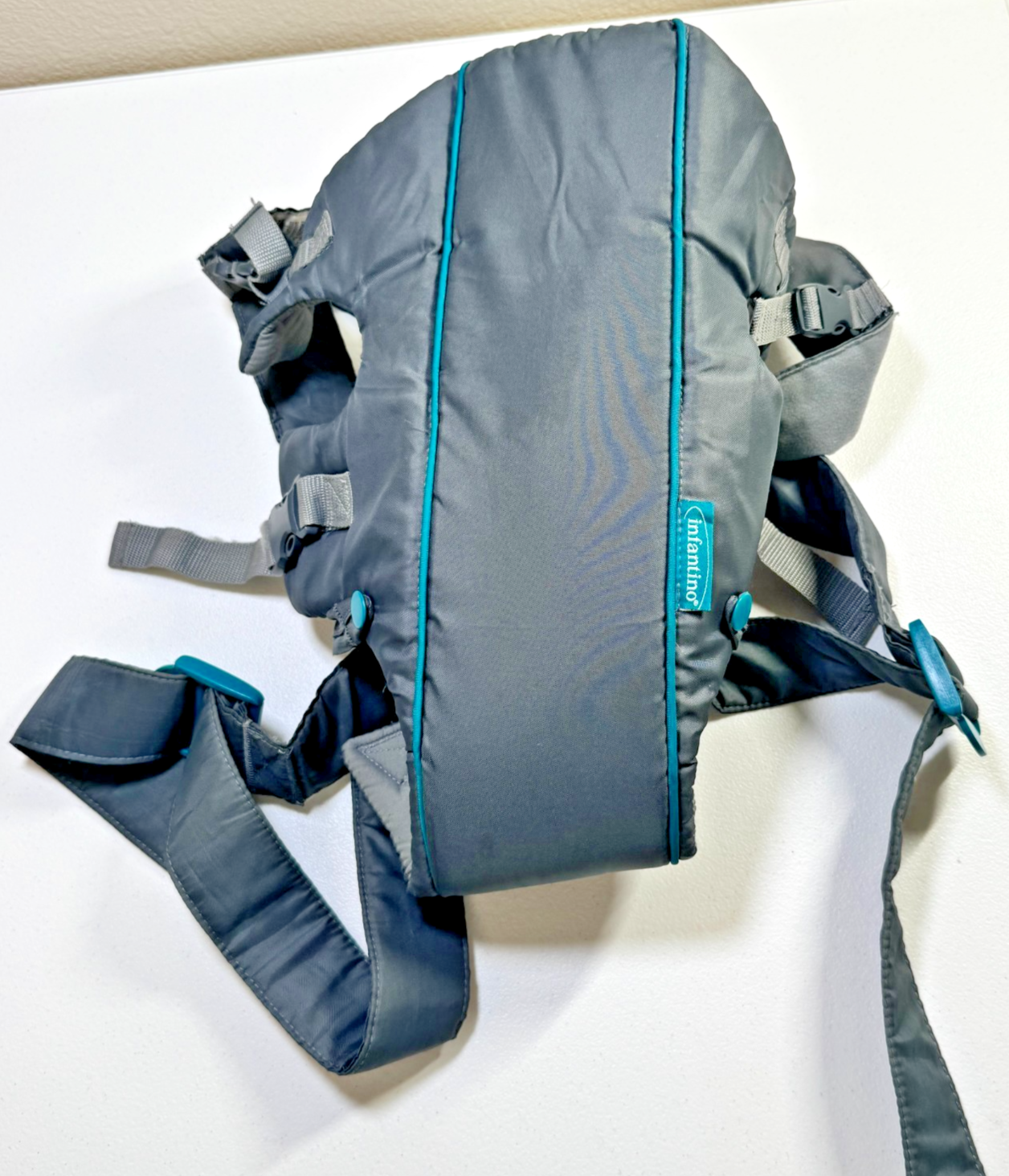 Infantino Swift Classic Baby Carrier 2-Position dark gray 8-25 lbs front or back — photo 1