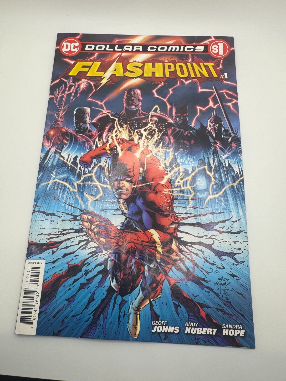 DC DOLLAR COMICS FLASHPOINT #1  GEOFF  JOHNS ANDY KUBERT SANDRA HOPE — photo 1